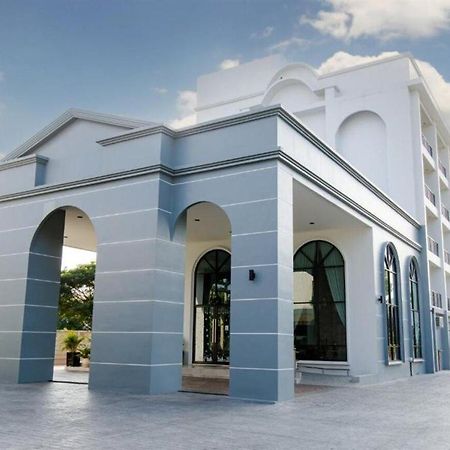 Le Lert Hotel Ratchaburi Экстерьер фото