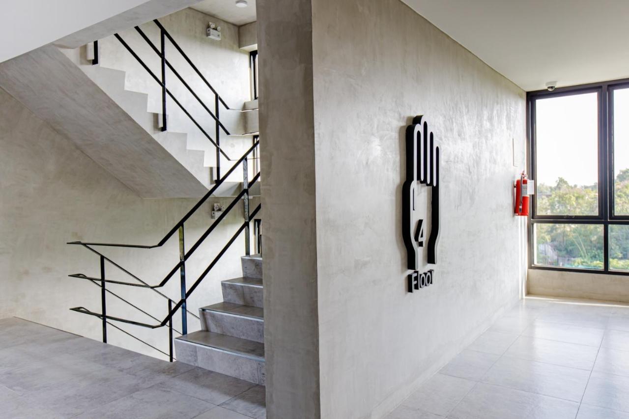 Le Lert Hotel Ratchaburi Экстерьер фото
