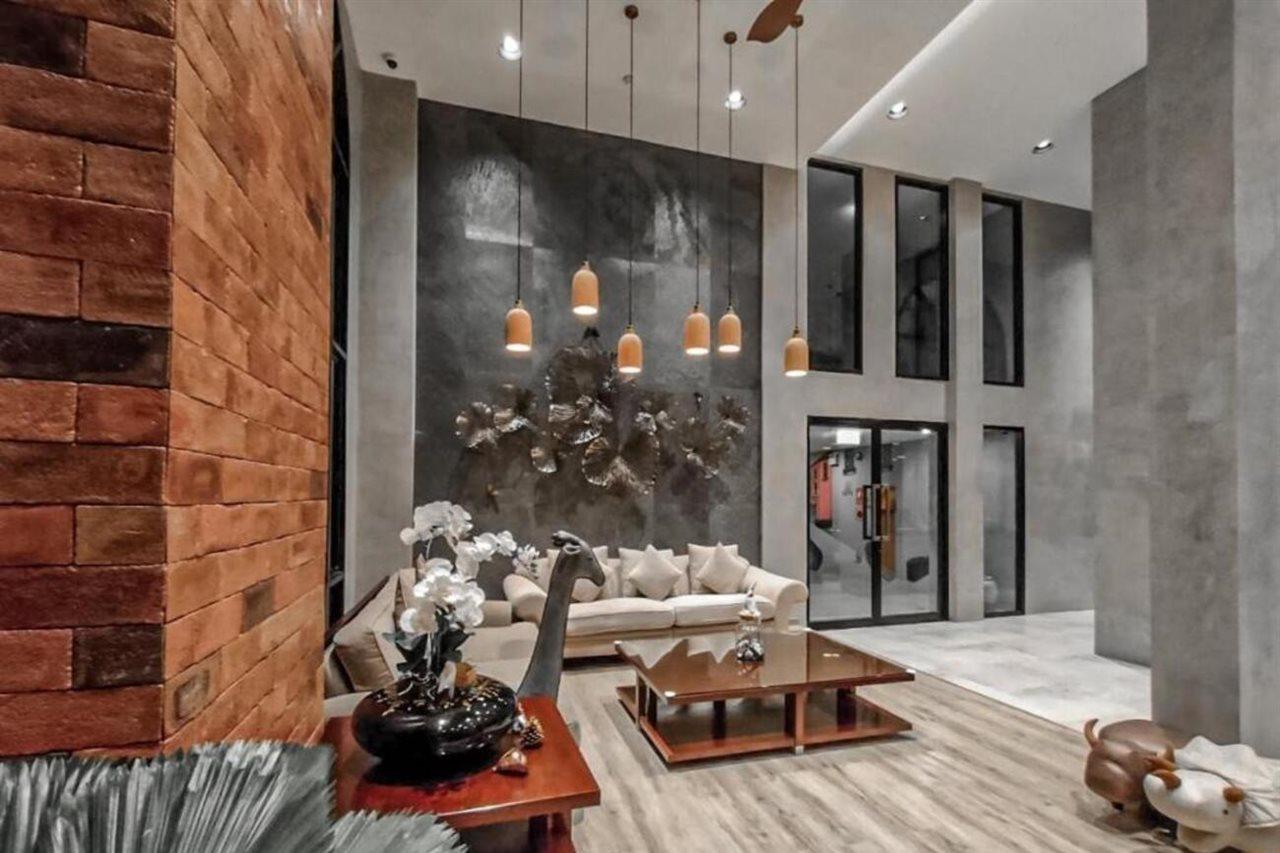 Le Lert Hotel Ratchaburi Экстерьер фото